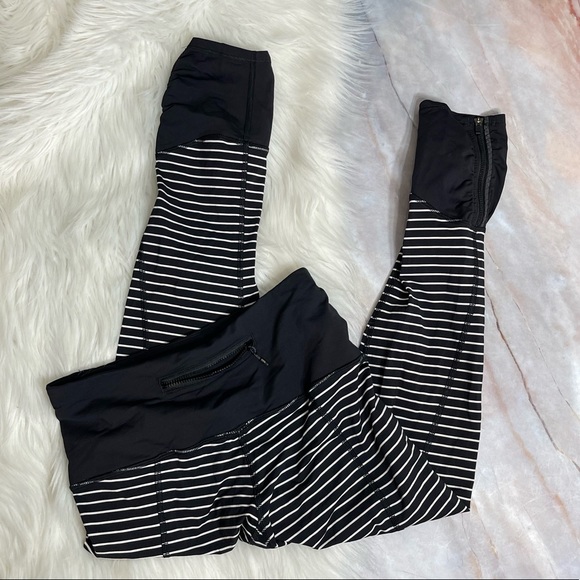 LULULEMON Runday Crop SIZE 4 - Picture 6 of 6